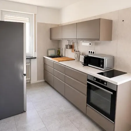 - Modern - Ihr Zuhause Auf Zeit!